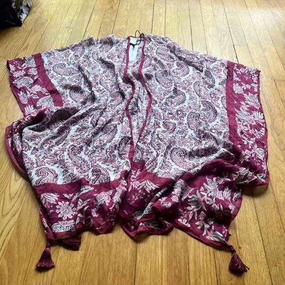 Rebecca Minkoff O/S NEW Pretty Paisley Ruana in Cherry Multicolor Cover Up Scarf - Picture 9 of 14